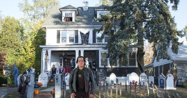 HOA Orders Danzig to Take Down Halloween Decorations