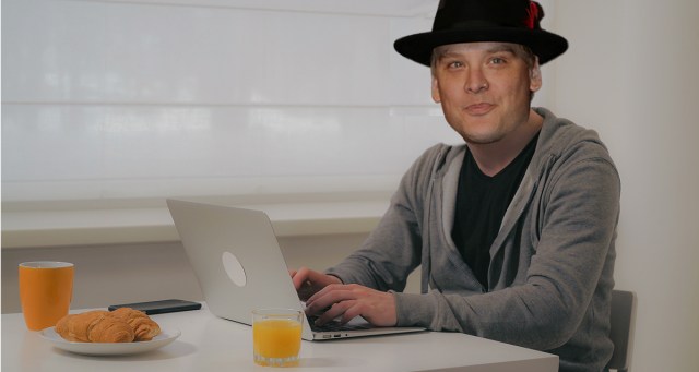 Matt Skiba Quickly Googles “How to Play Drums” After Travis Barker Surgery News