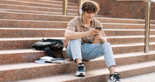 15 Bands You’ll Listen to in College to Avoid Being Seen as a Complete Loser