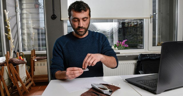 Man Rolls Own Cigarettes In Order to Save Money and Look Like Complete Asshole