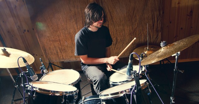 Gen Z Drummer Leaves Stage Mid Set Because “Vibe Was Off”