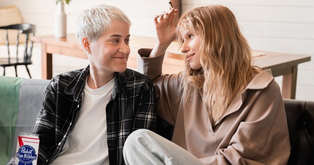 Alcoholic and Stoner Meet in the Middle at 4:40