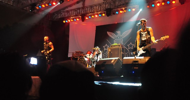 Authentic Ramones Cover Band Barely Learns Songs, Instruments