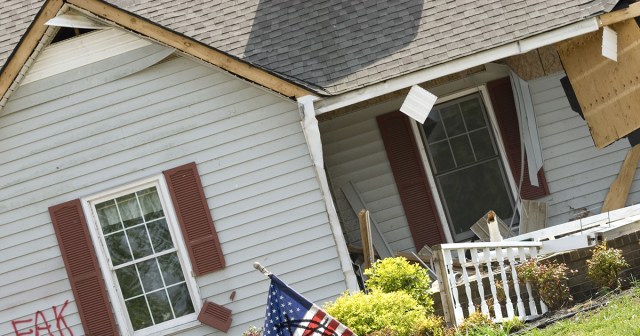 Punk Singing Telegram Completely Demolishes Recipient’s Porch