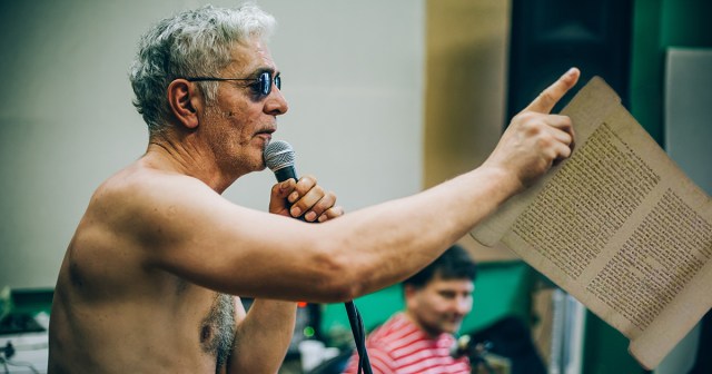 Uh Oh: Hardcore Vocalist Just Unfurled Scroll