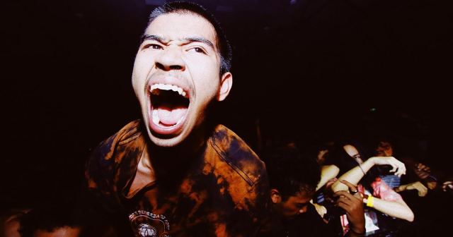 Man Shouting “I Don’t Want To Be Here Anymore!” At Rise Against Show Not Requesting A Song