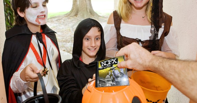 Trick-or-Treaters at Fat Mike’s House Given Unsold Copies of “The Decline”