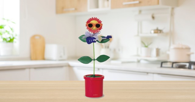 Rolling Stone List of 250 Greatest Guitarists Snubs Battery-Operated Sunflower in Sunglasses