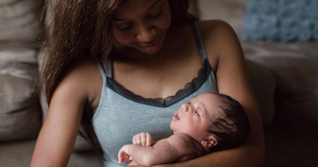 Genius! This Woman Had a Baby Just to Get Out of Going to Her Friends’ Shows