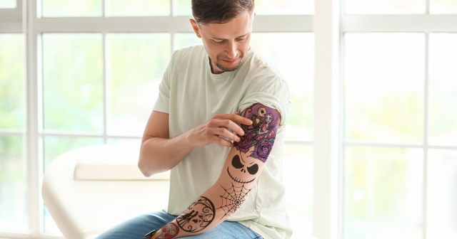 “Nightmare Before Christmas” Sleeve Not Hugely Shameful For a Few Weeks