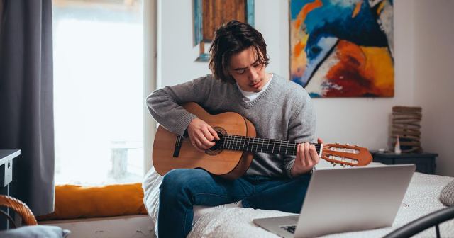 Man Making Living As Musician Always Forgets to Mention He’s Married to Heiress