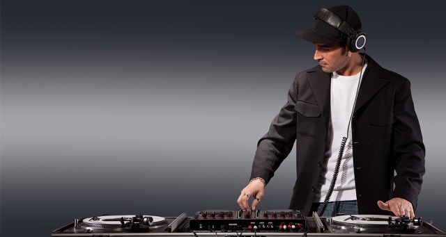 DJ in Nu Metal Band Actually Just Listening to Better Music During Show