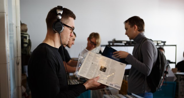 Millennial’s Retirement Plan Contingent on Rare Records Never Being Repressed