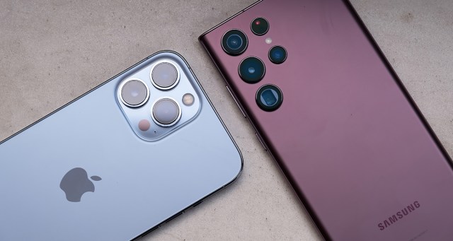 Apple Caught Intentionally Slowing Down iPhones Still Not Enough to Make Customers Switch to Samsung Galaxy