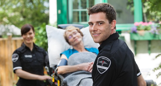 Opinion: I May Not Be a Very Good Paramedic, But All the People I Treat Think That I’m Really Funny