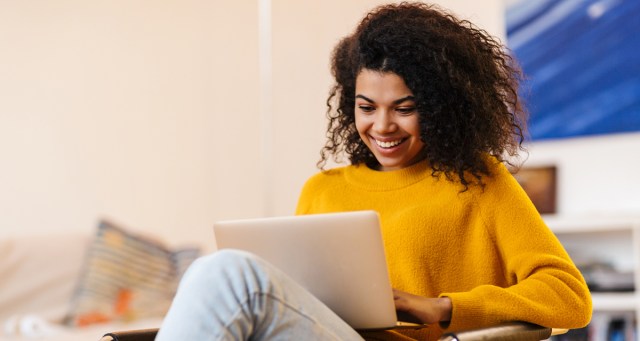 Life Hack? Why I Deleted Social Media Apps to Spend Twice as Much Time on Social Media Websites