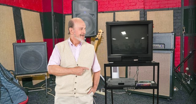 Substitute Lead Singer Wheels in TV to Show “Bill Nye” Episodes Instead of Practice