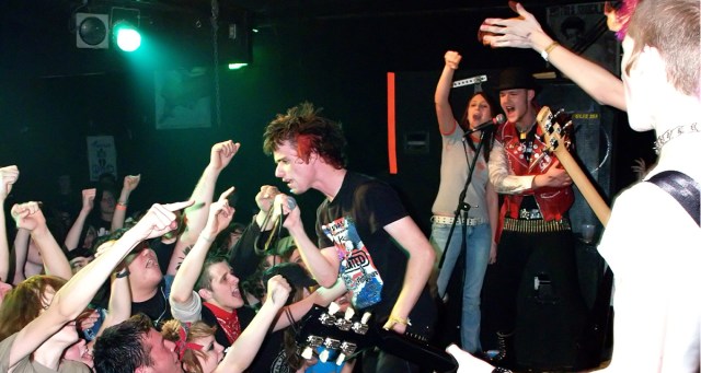 Punk Jam Band Plays Four-Minute Songs