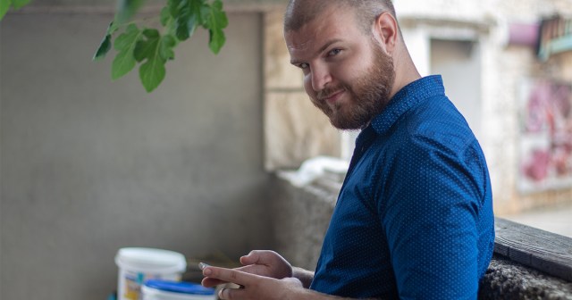 Feminist Ally? This Man Wants a Woman To Beat Him Up