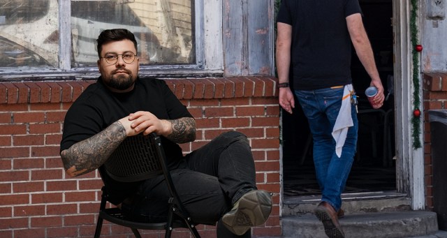 Bummer: Entire Show Cancelled After Door Guy Loses Marker