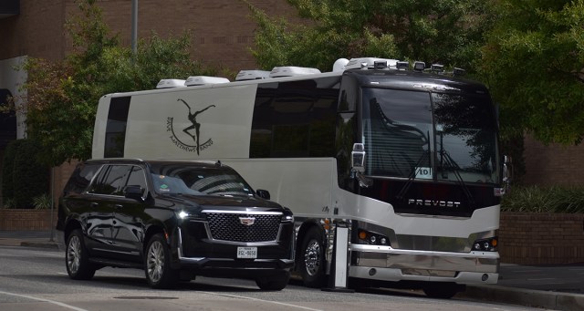DNC Officials on Edge After Dave Matthews Parks Tour Bus Blocks Away From Convention Venue