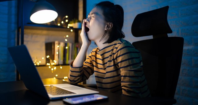 Millennial Reaches End of Zillow, Begins Scrolling Out-of-Network Doctors