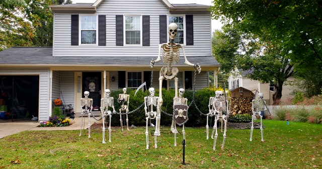 Why the Mass Availability of Skeleton Halloween Decorations Takes All the Fun Out of Owning Real Ones