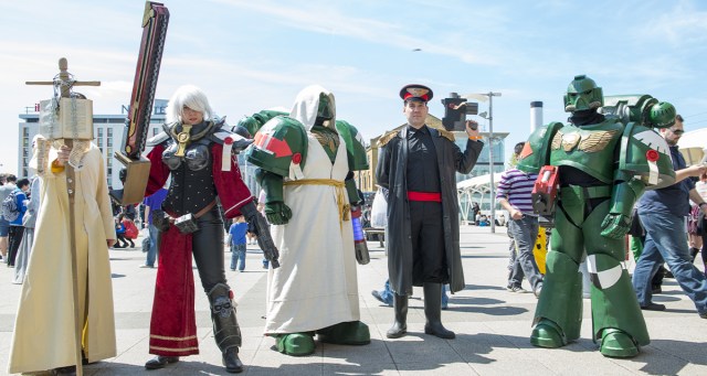 Warhammer 40K Meetup Surprisingly Uninterested in Custom Bolt Thrower Playlist