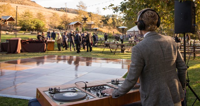 Top 30 Shoegaze Songs That Were a Terrible Idea to Play as the Wedding DJ