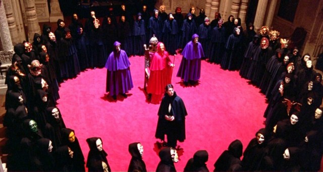 20 Best Christmas Songs For Your “Eyes Wide Shut” Party