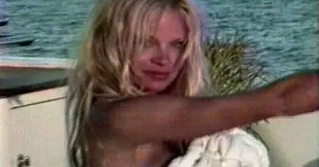 5 Flagrant Violations of Arizona Boating Law We Found in the Pamela Anderson/Tommy Lee Sex Tape