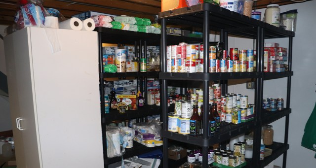 25 Punk Albums Turning 25 This Year That You Listened to While Your Family Ate All That Canned Food They Stockpiled for Y2K