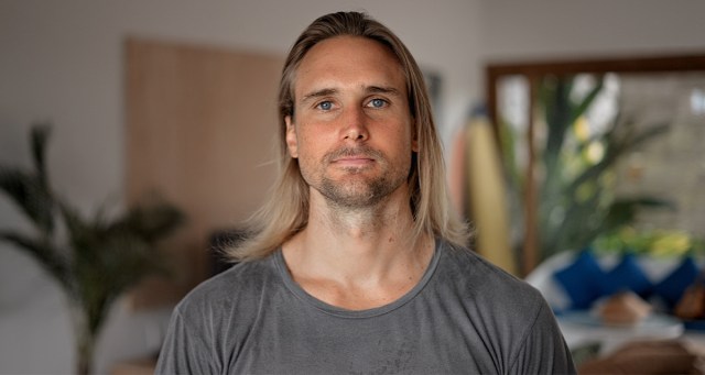 Self-Described “Free Spirit” Gets Suspiciously Irritable When Asked How They Pay Rent