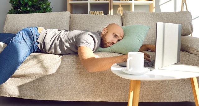 Dad Must Make Heart-Wrenching Decision Between Deleting Family Pictures or Drum Samples Off Hard Drive