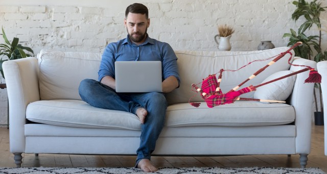 Dropkick Murphys Bagpipe Player Googles “Puke Bagpipes Clean Help Boston”