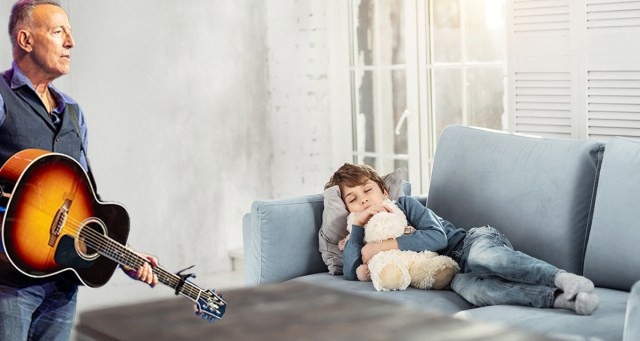 Bruce Springsteen’s Grandkids Exhausted After Lullaby Last Four Hours, Two Encores