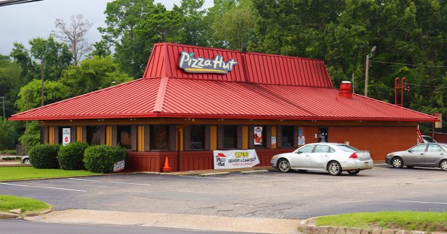 Opinion: This Can’t Be the Country I Grew up In, Because There Used To Be Way More Pizza Huts