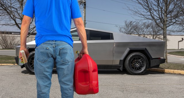 Arsonist Improves Cybertruck