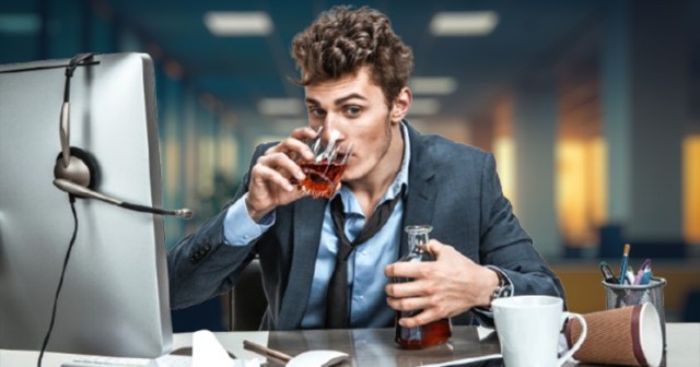 Here’s What Being a Dumbass Who Failed Upwards at His Father’s Company Taught Me About B2B Sales