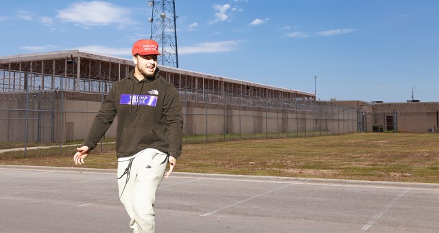 MAGA Influencer Volunteers to Spend Two Months In El Salvadoran Mega-Prison to Prove It’s Not So Bad