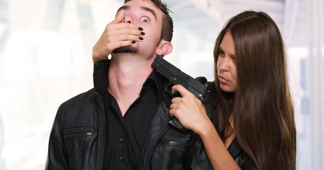 Avoidant Attachment? This Woman Can’t End a Relationship So She Robs Them Instead