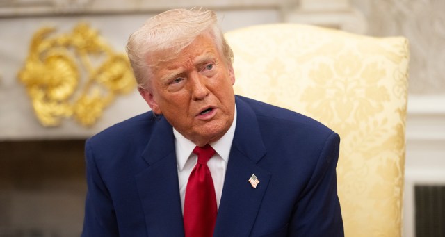 Shocked Trump Could Have Sworn South African President Died in Prison