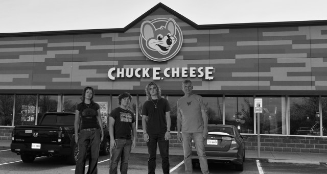 Greg Ginn Treats New Black Flag Members to Pizza Party at Chuck E. Cheese