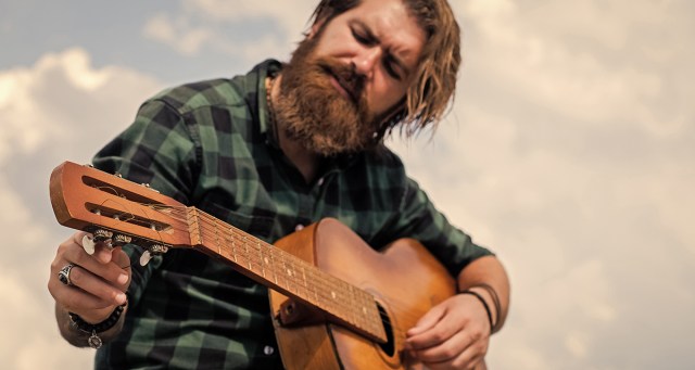 Country Songwriter Has Totally New Angle on Dirt Roads, Cold Coors Light, and a Pretty Blonde Gal Whose Mama Raised Her Right