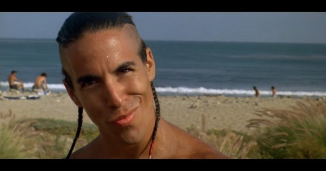 5 Other Scenes in “Point Break” That Would Be Better With a Beat-Down of Anthony Kiedis