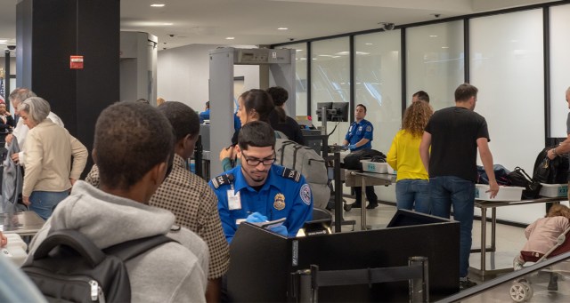 FAA Declares Real Motherfuckers Can Still Fly With Their Old ID