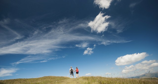 Shitty Cloud Doesn’t Even Look Like an Animal or Nothing