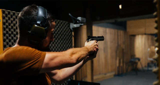 Leftist Who Actually Knows Stuff About Guns Suddenly Real Popular in Friend Group