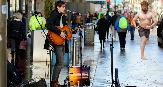 Busker’s Beautiful Rendition of “Yesterday” Really Brought Down by Nearby Public Masturbator