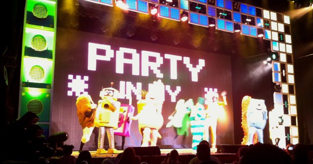 Opinion: If You Didn’t Want to Get Smoke Blown In Your Face, Beer in Your Eyes, and A Kick In the Back of Your Head, Then You Shouldn’t Have Come to This Yo Gabba Gabba Live Show